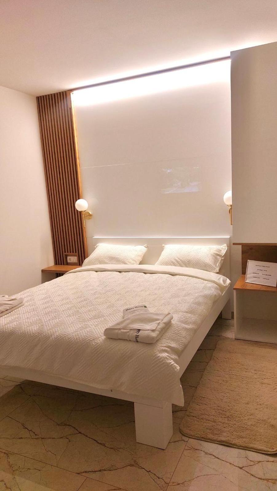 Apartmani Happy House Surčin Екстериор снимка